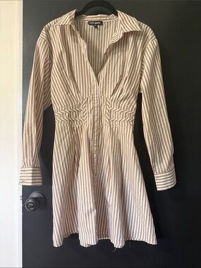 Steve Madden Beige & White Striped Long Sleeve Shirt Dress